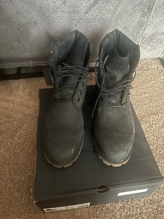 Timberland Men's Black Nubuck Boots with Tan Lug Sole - Picture 2 of 5